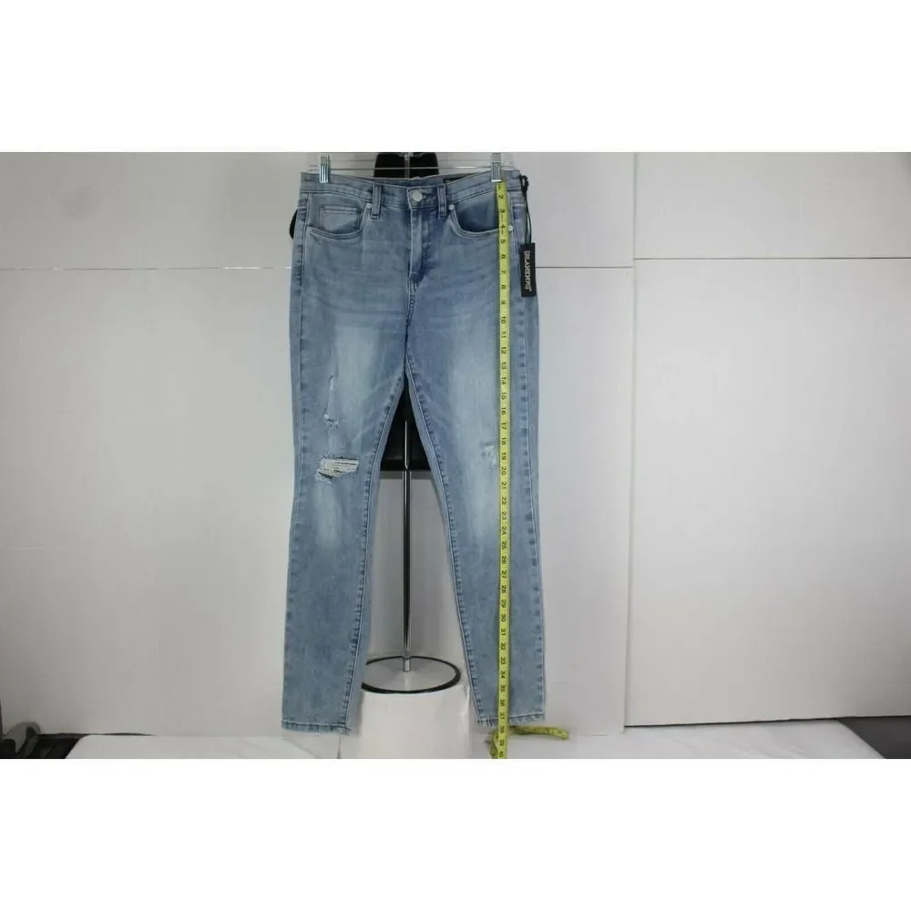 ladies BLANKNYC blue jeans size 26P